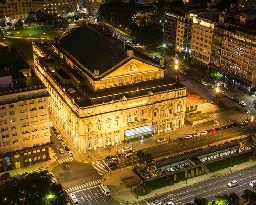  Teatro Colón