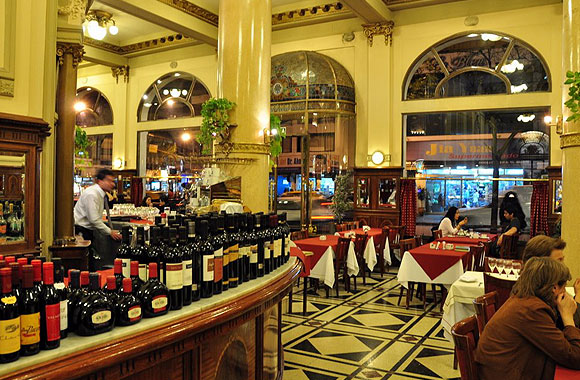 Confitería Las Violetas Sitio oficial de turismo de la Ciudad de